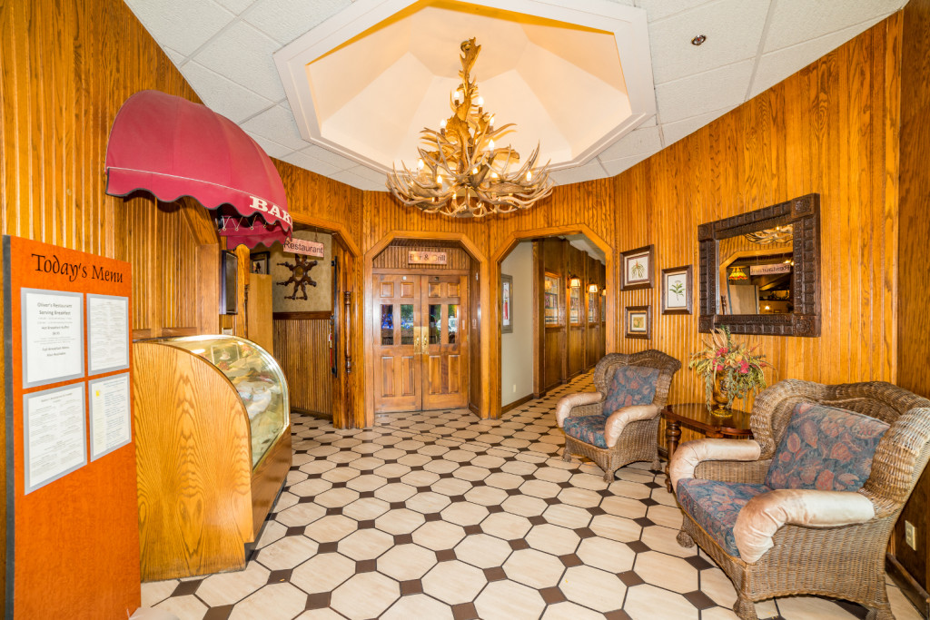 Grand Vista Hotel Restaurant Lobby Grand Junction CO